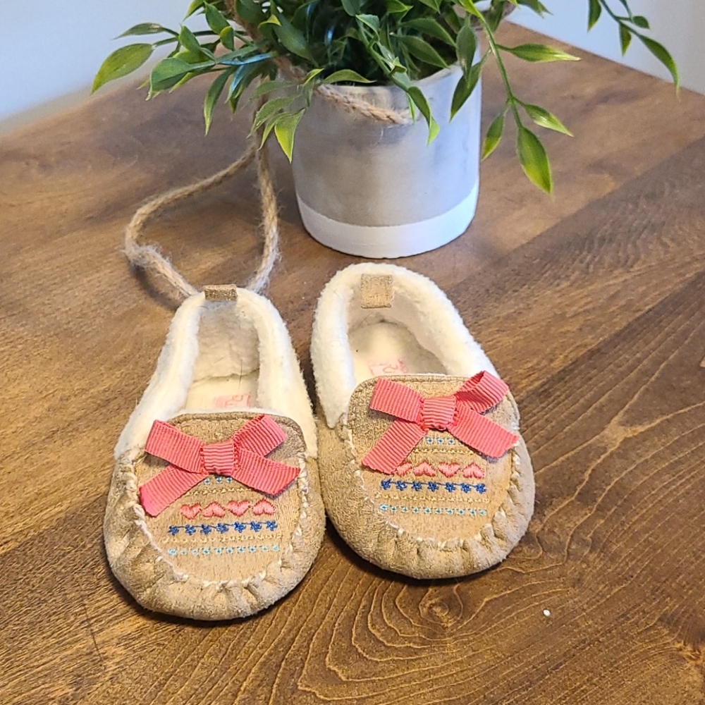 Baby slippers